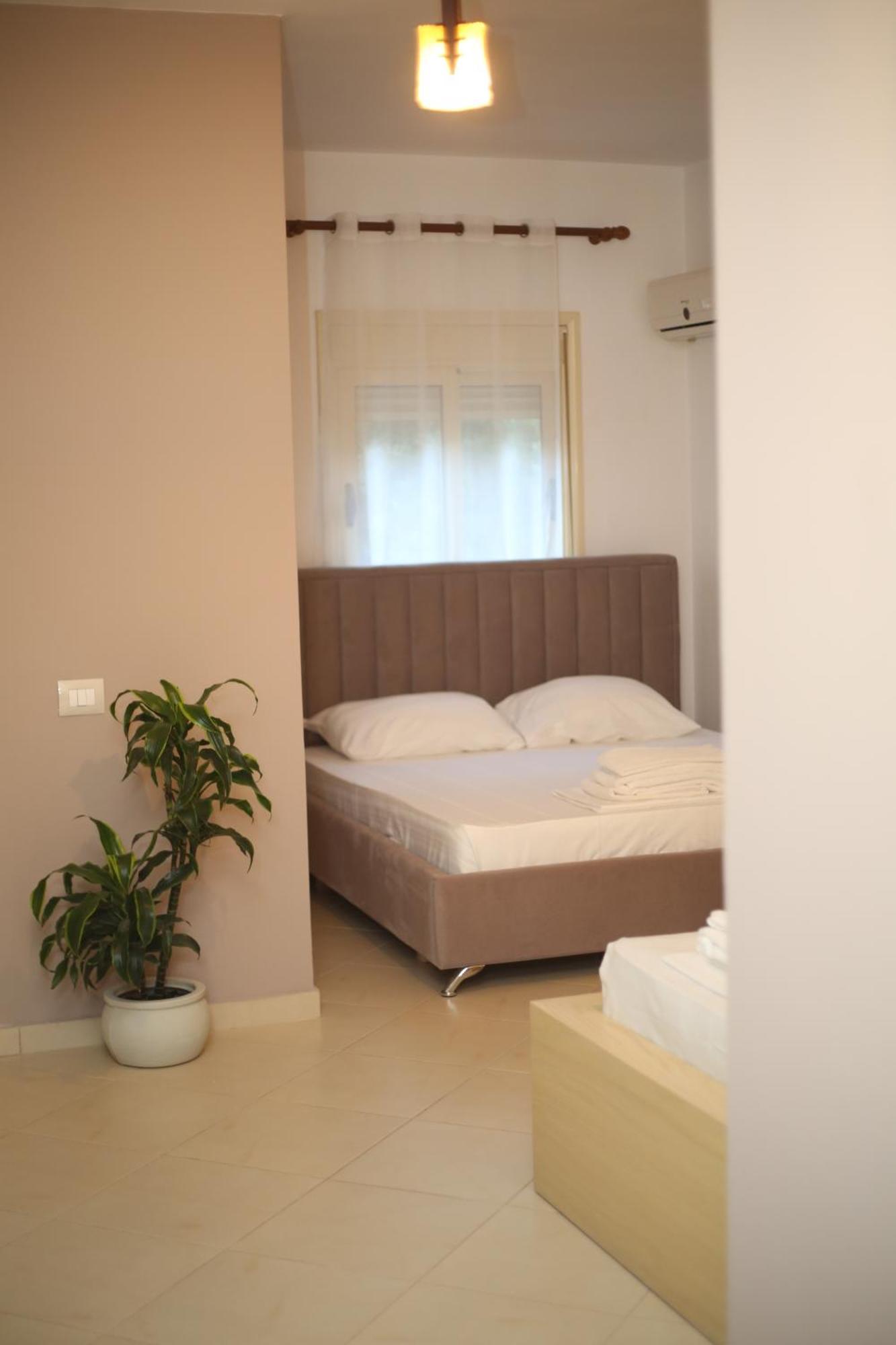 Tekb Rooms & Apartments Влёра Экстерьер фото